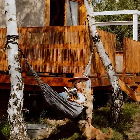 Osada Jurtcamp W Witowie Фермерский дом
