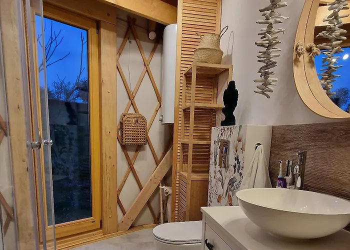 Osada Jurtcamp W Witowie *