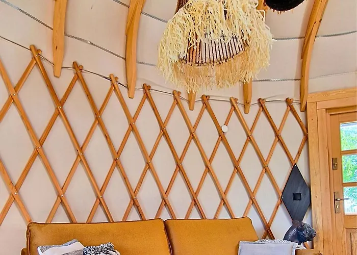 Osada Jurtcamp W Witowie