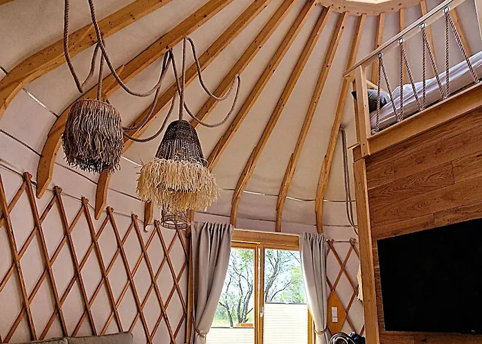 Osada Jurtcamp W Witowie Alojamento de Turismo Rural